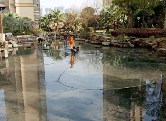 武川景观池淤泥清理
