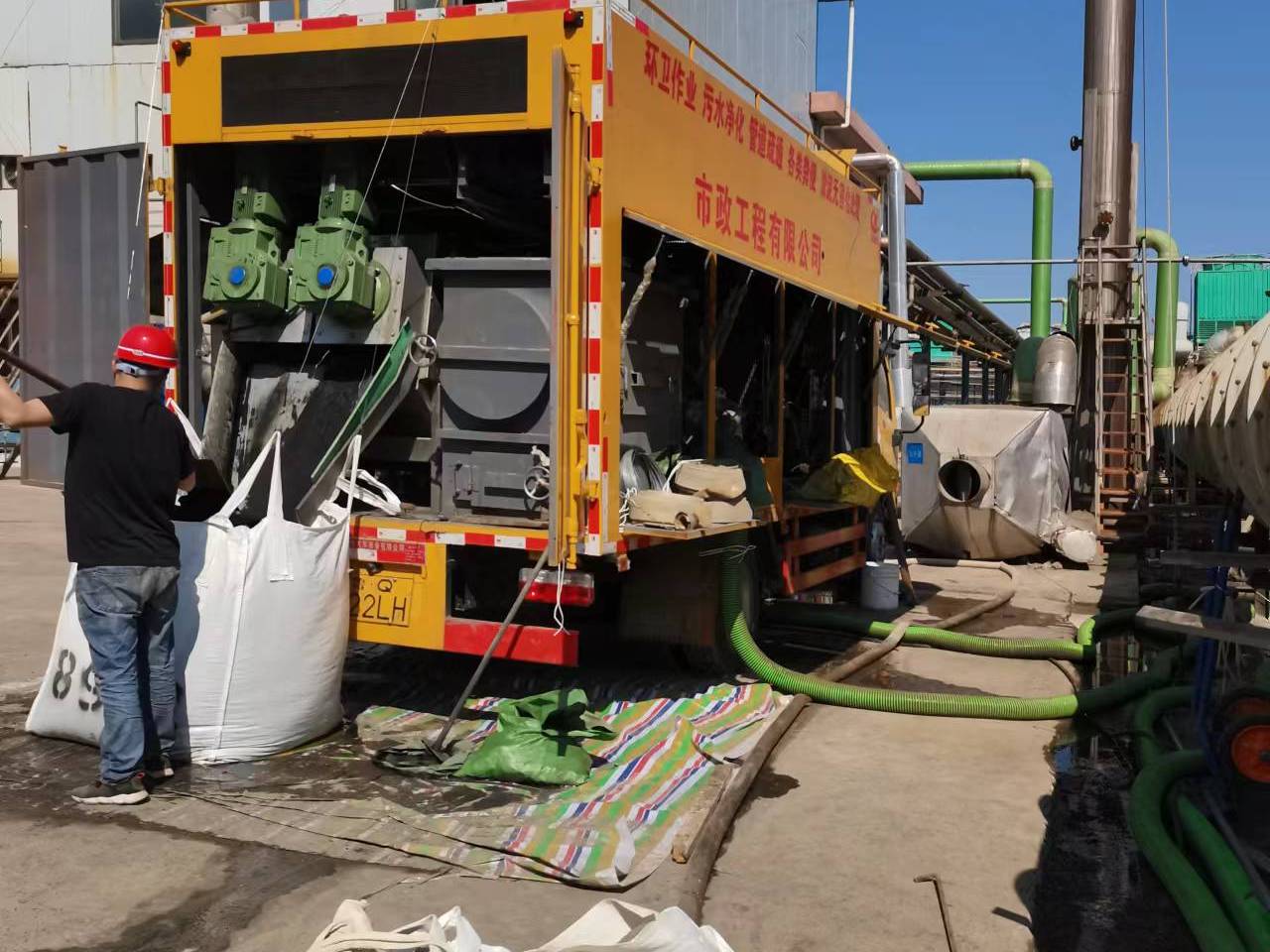 武川淤泥压干处理